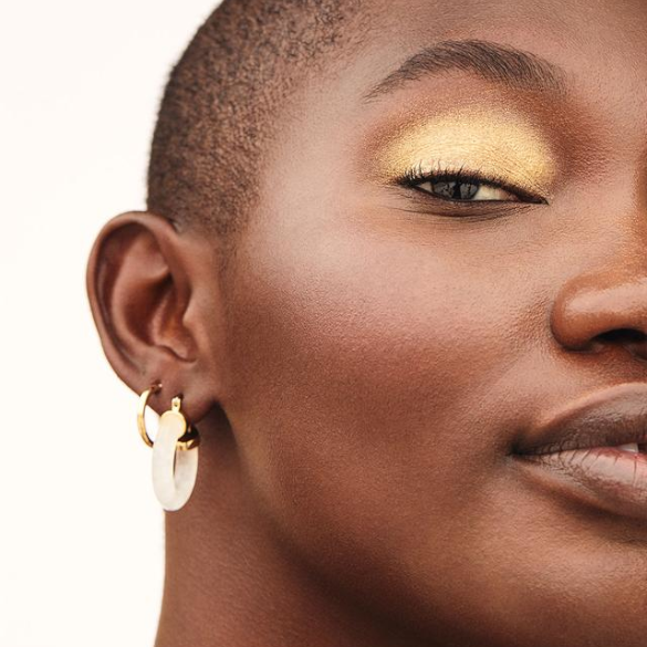 LIQUID POWDER CHROMATIC EYE TINT - Realness of Beauty