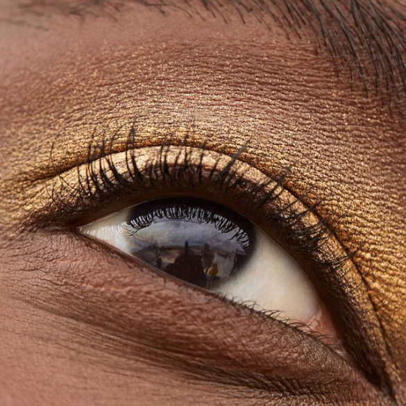 LIQUID POWDER CHROMATIC EYE TINT - Realness of Beauty
