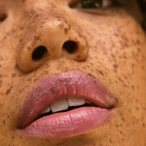 BALMY GLOSS TINTED LIP OIL - Realness of Beauty