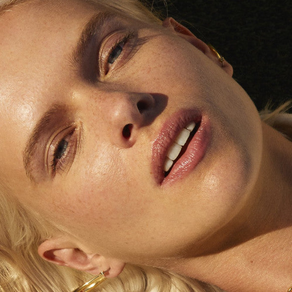 BALMY GLOSS TINTED LIP OIL - Realness of Beauty